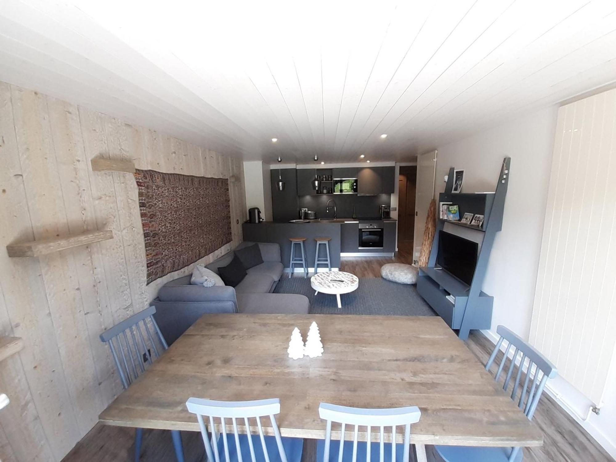 Appartement Skis Aux Pieds, 3 Chambres, Renove, Idealement Situe Pres Des Commerces A Courchevel 1650 - Fr-1-514-61 Luaran gambar